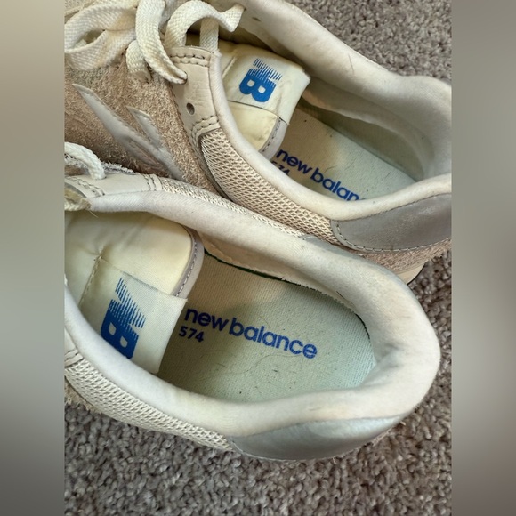 New Balance 574 - Picture 3 of 9